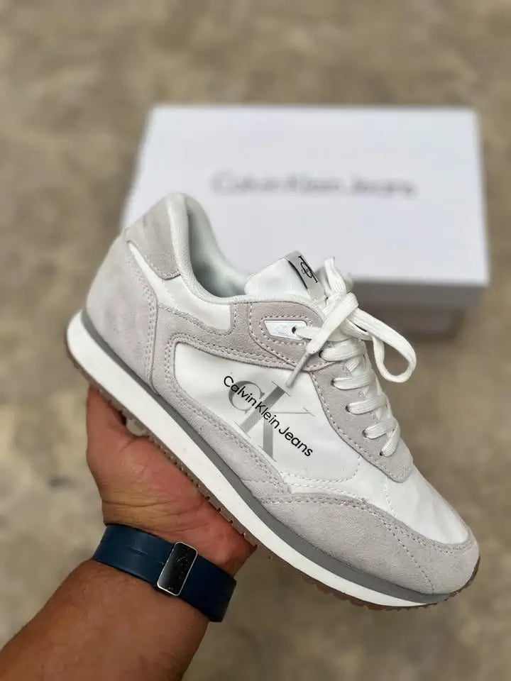 Calvin Klein Vintage Style