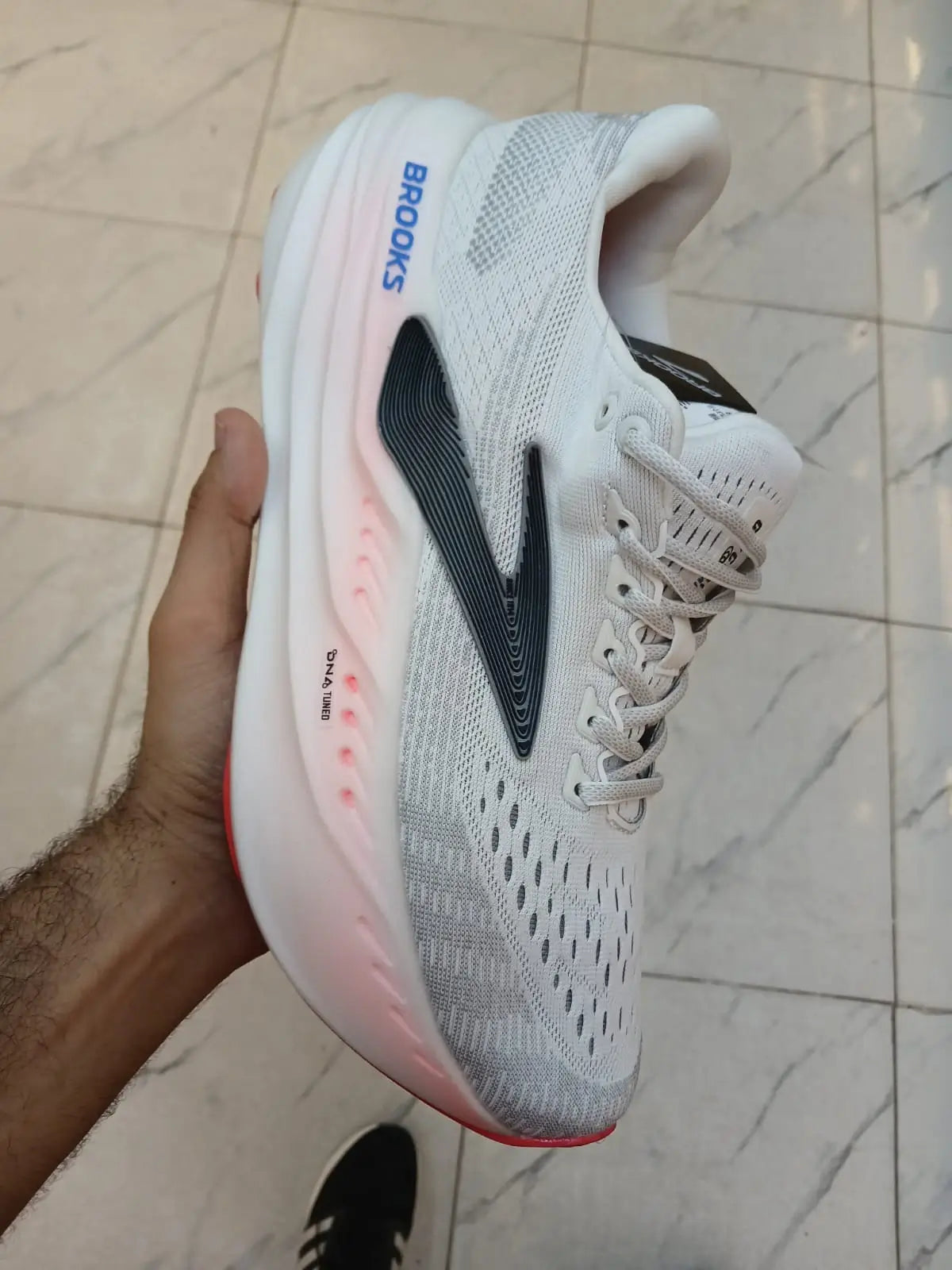 Brooks Ghost Max Performance Sneakers