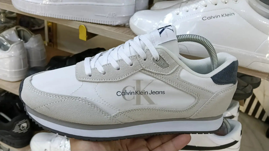 Calvin Klein Vintage Style