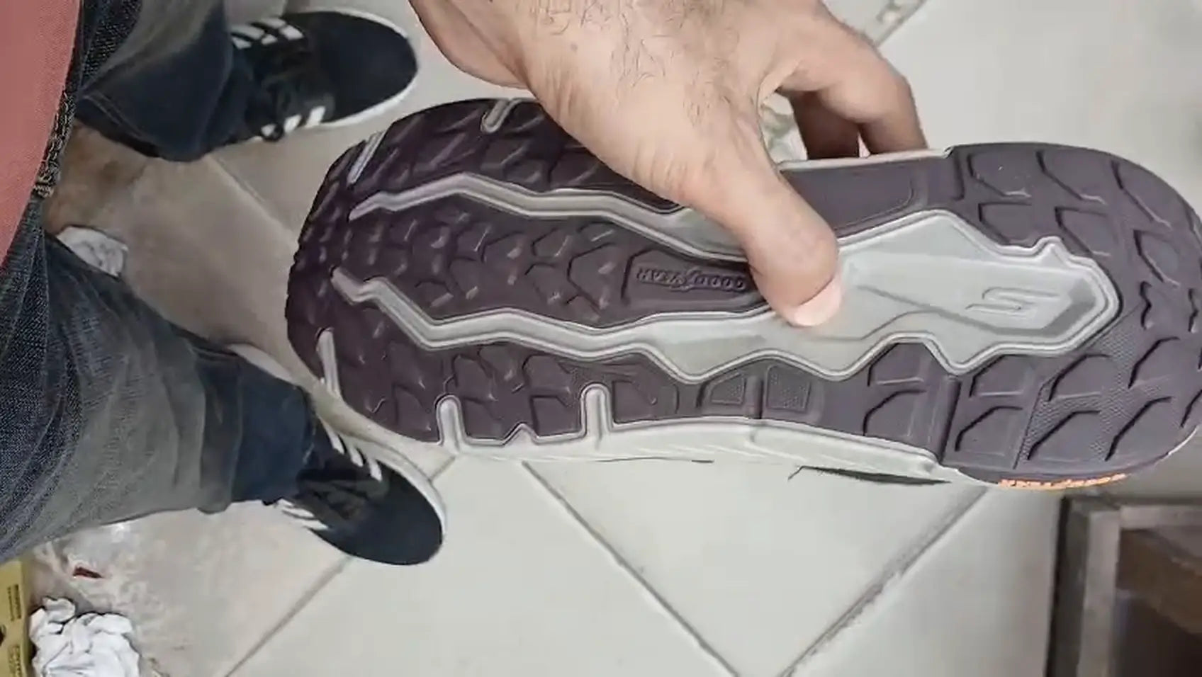 Skechers Easy Fit