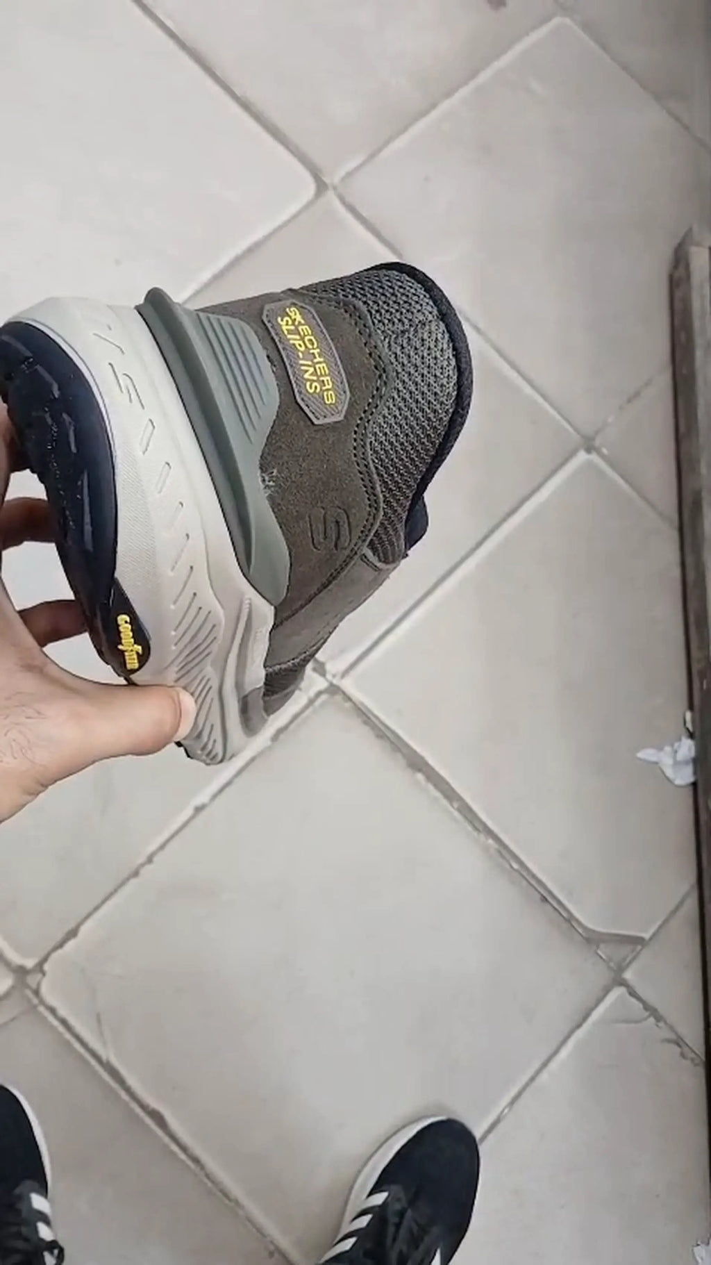 Skechers Slip-ins Comfort Sneakers
