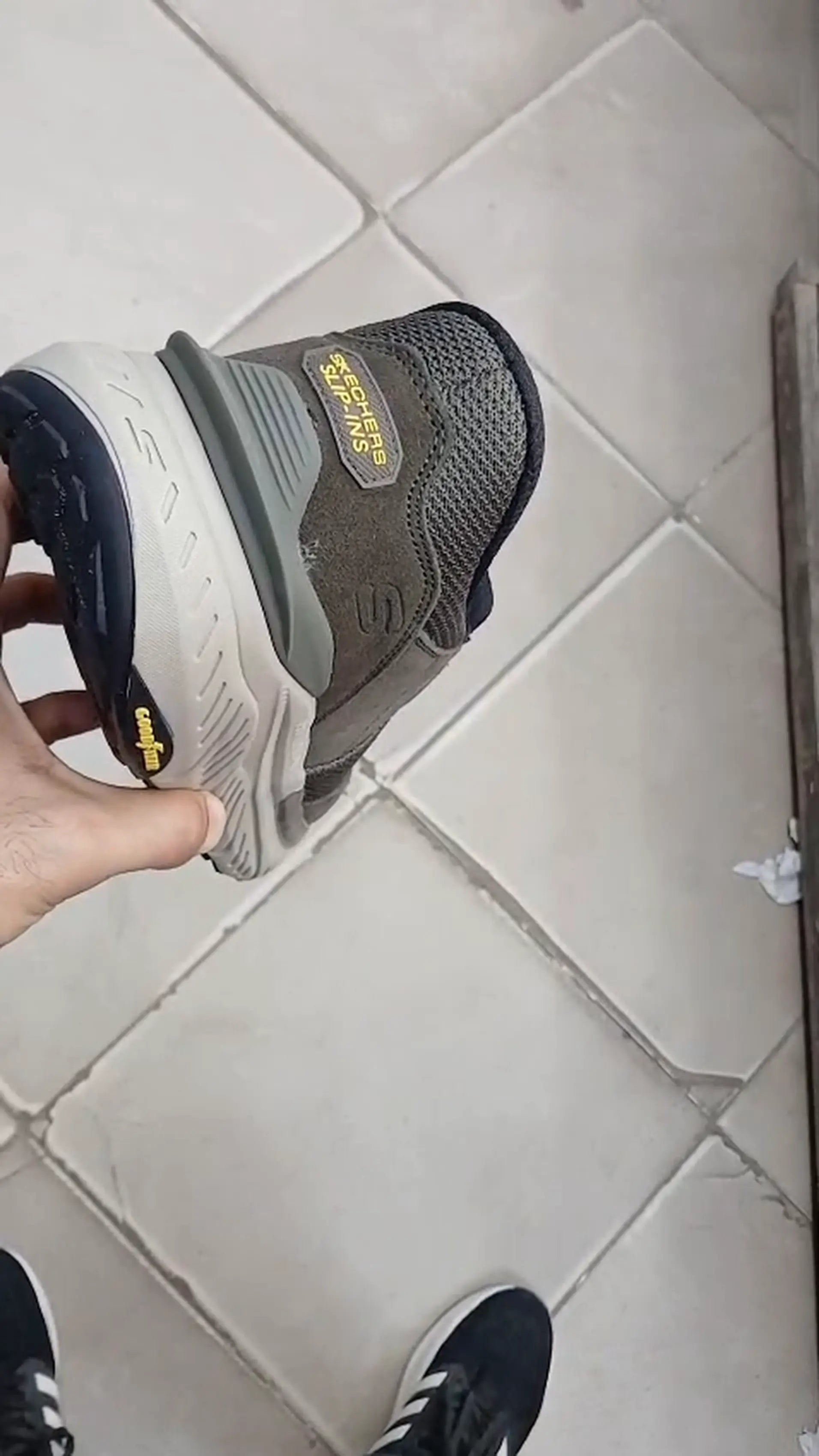 Skechers Slip-ins Comfort Sneakers