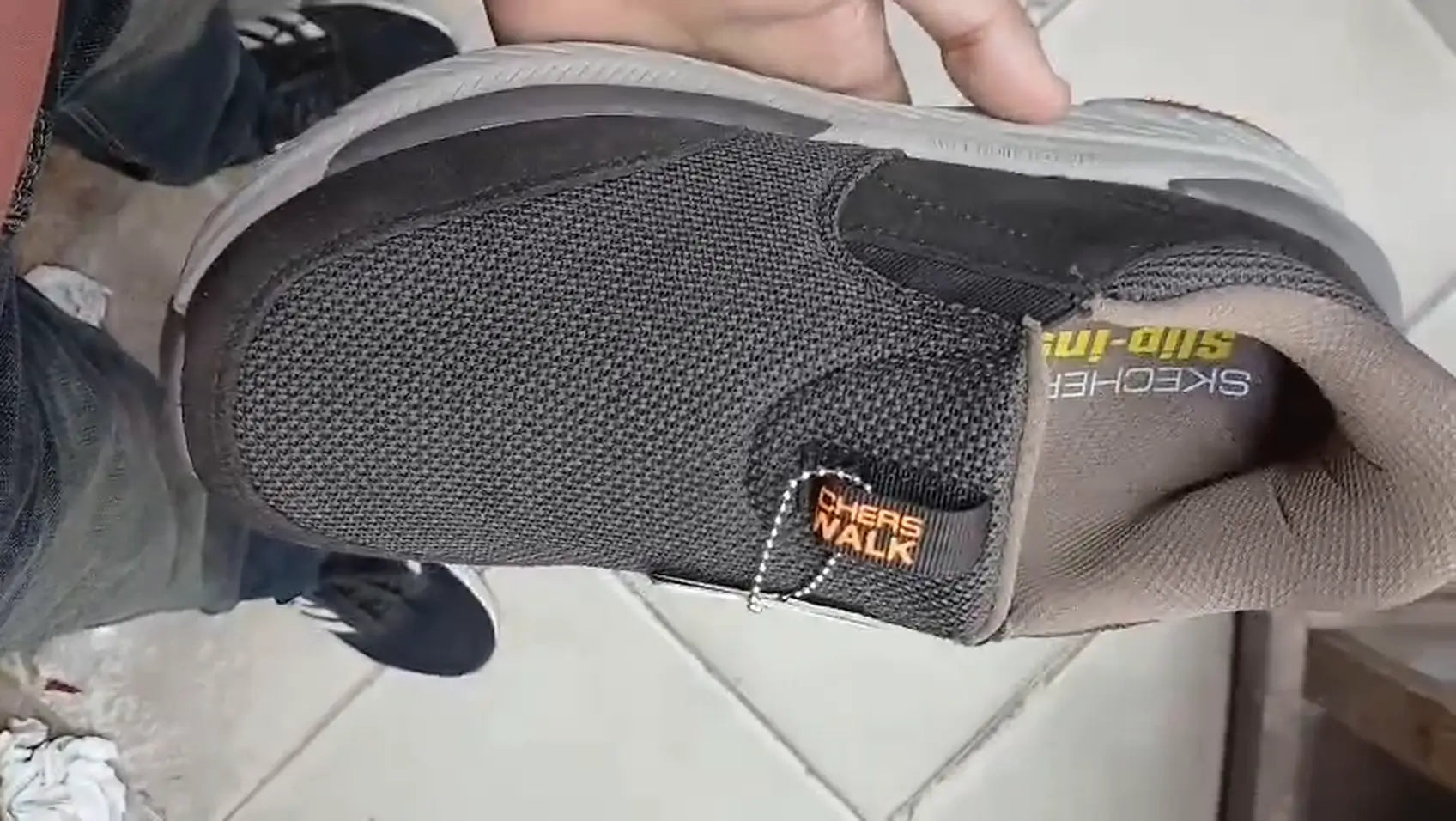 Skechers Easy Fit